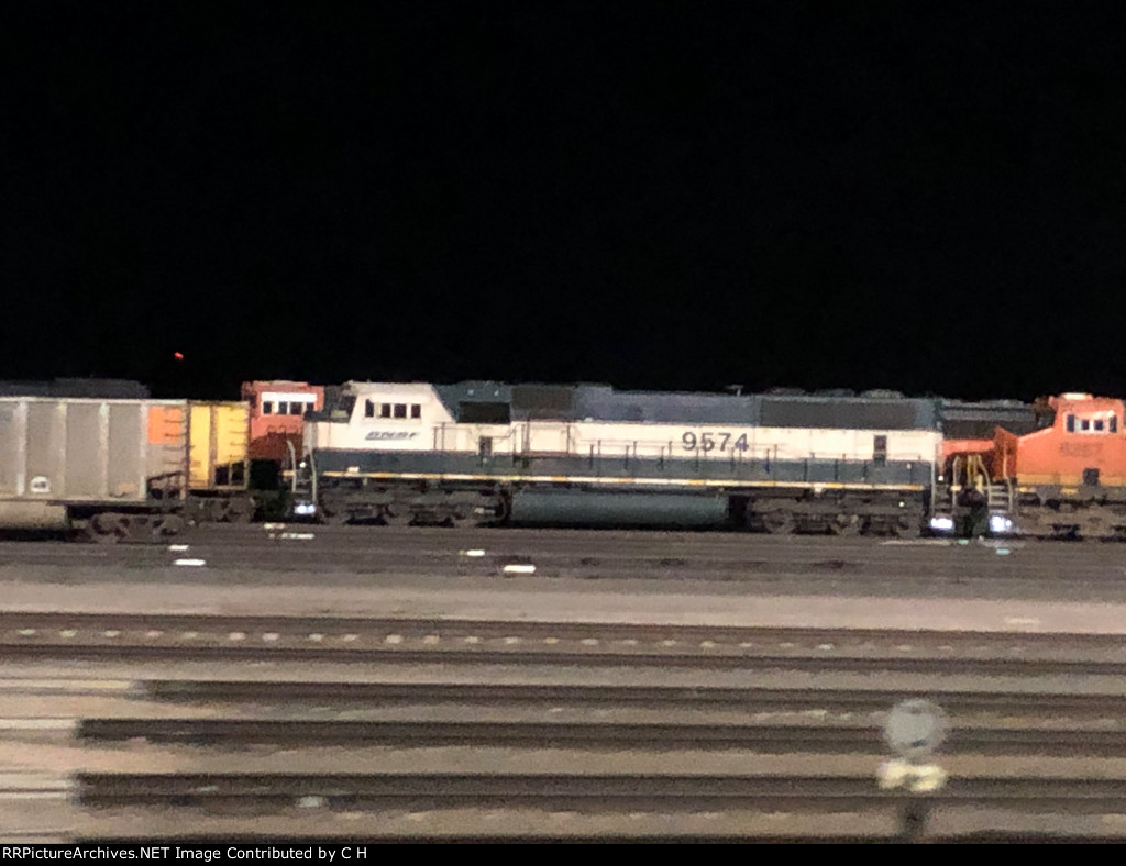 BNSF 9574